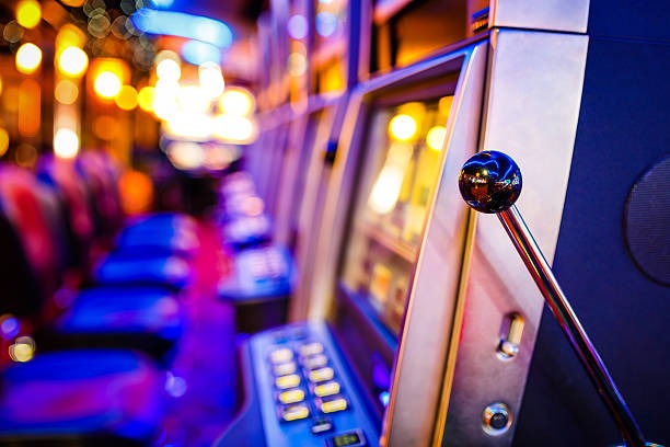 Dealer manages community cards Live dealer managing community cards and pot